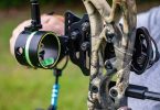 how to use a bow sight