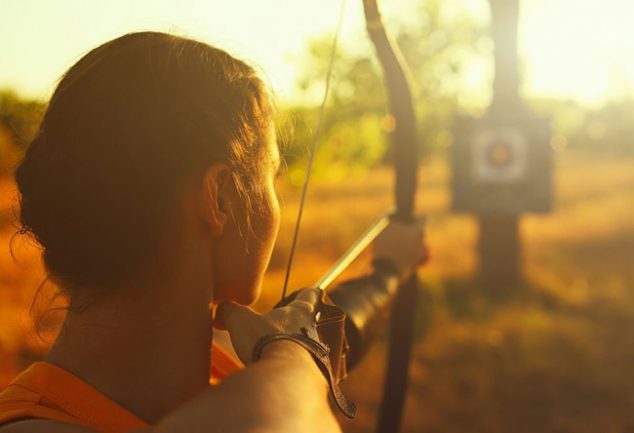 how far can a longbow shoot