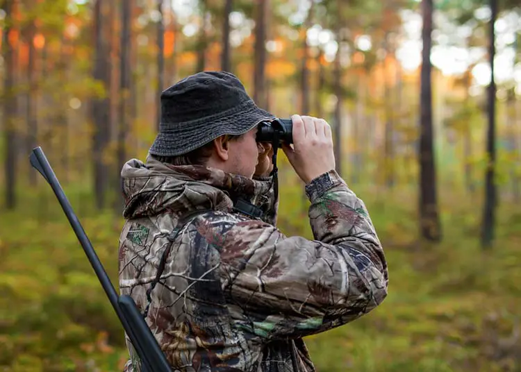 ELK Hunting Binocular Buying Guide