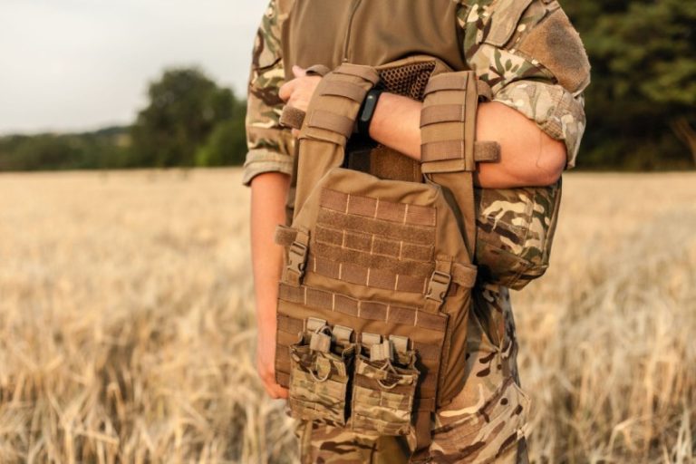 How Much Does A Bulletproof Vest Really Weigh Surprising - dpkvabl