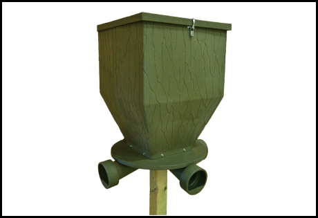 Banks Outdoors Feed Bank Gravity Feeder