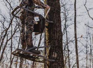 How to Hang a Treestand: A Comprehensive Guide